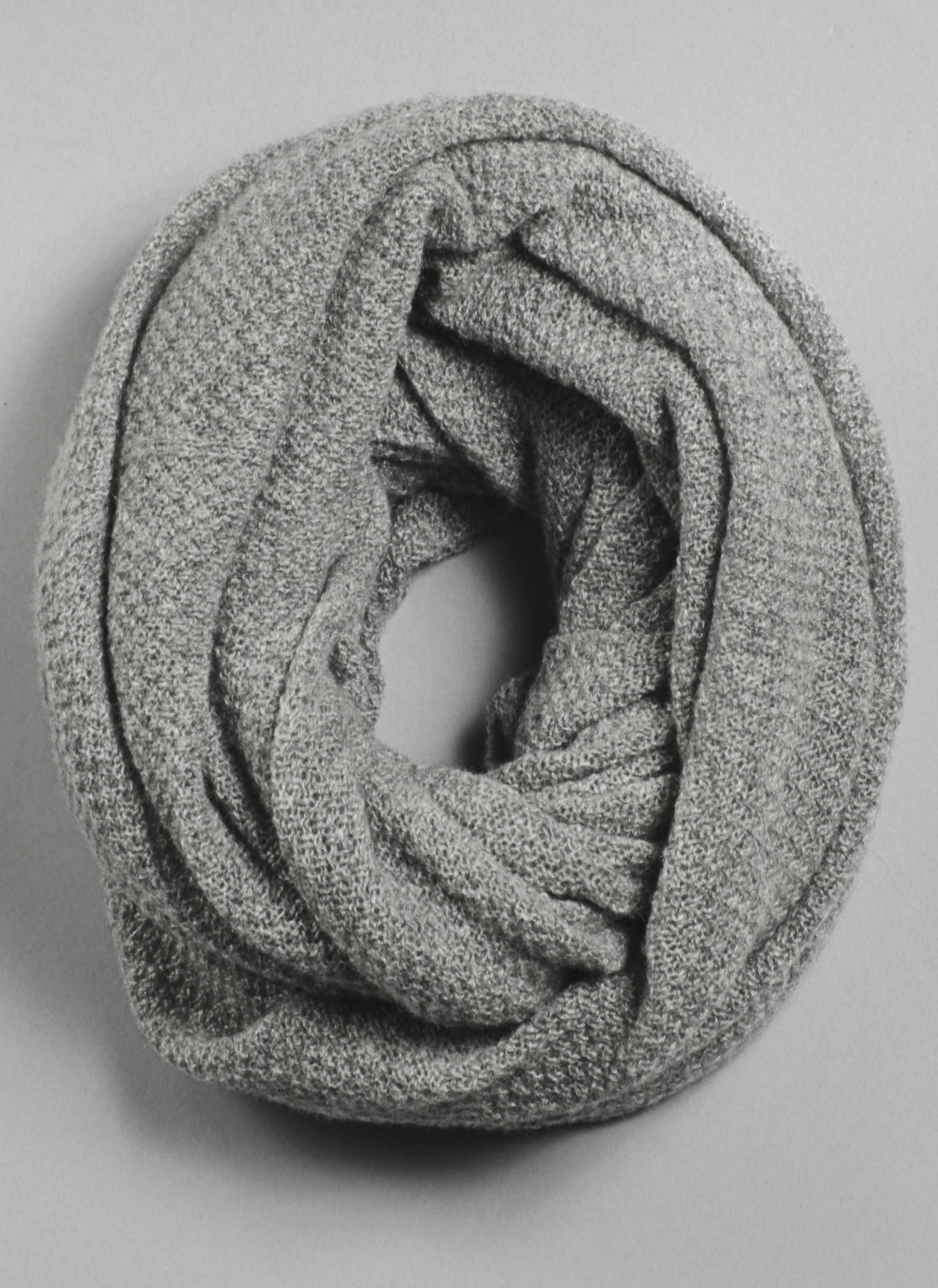 cashmere loop scarf