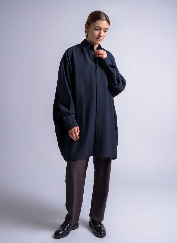 PAINTER SHIRT IN MIDNIGHT BLUE SEED CLOTH - Image 2