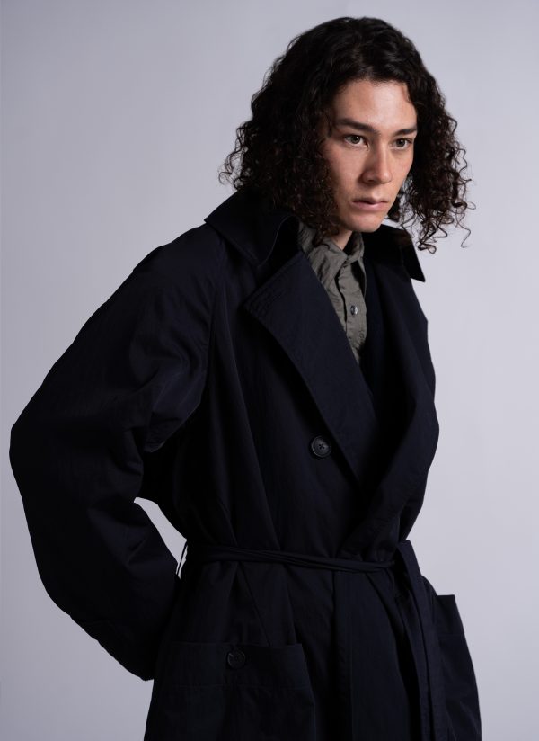 PEAKED LAPEL TRENCH COAT IN MIDNIGHT BLUE